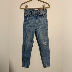 Celebrity Pink High Rise Distressed Jeans Medium Wash Size 5/27